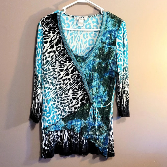 New York & Company Tops - D28 : NEW YORK AND COMPANY SIZE.LARGE , WOMENS BLOUSE